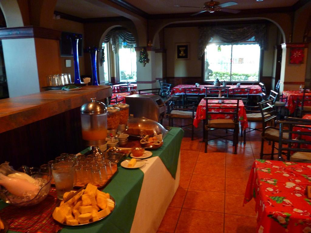 Hotel Don Carlos San José Esterno foto