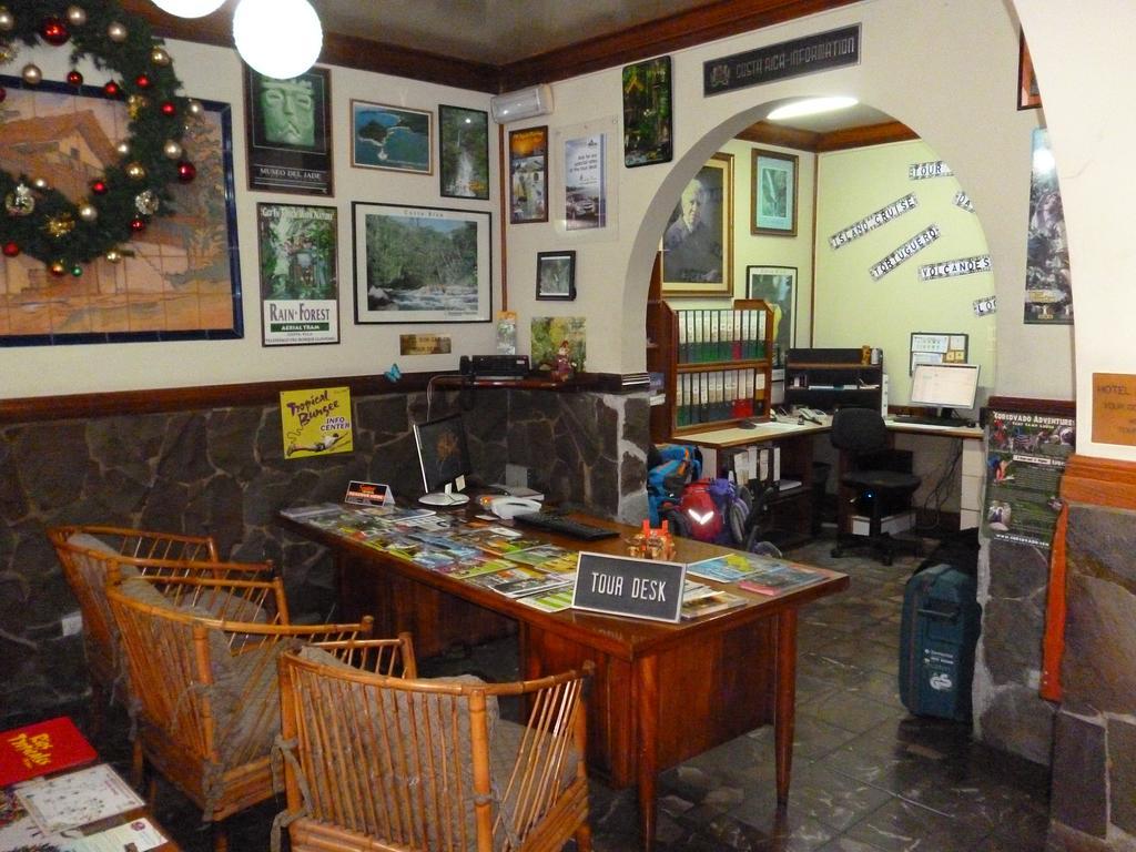 Hotel Don Carlos San José Esterno foto