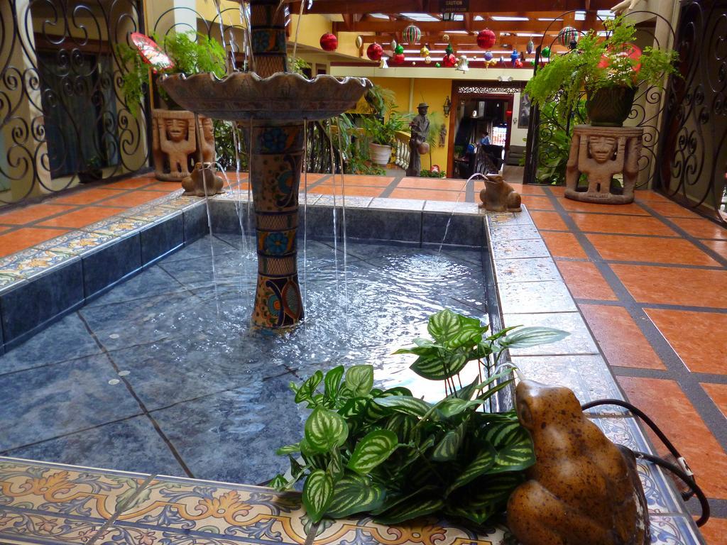Hotel Don Carlos San José Esterno foto