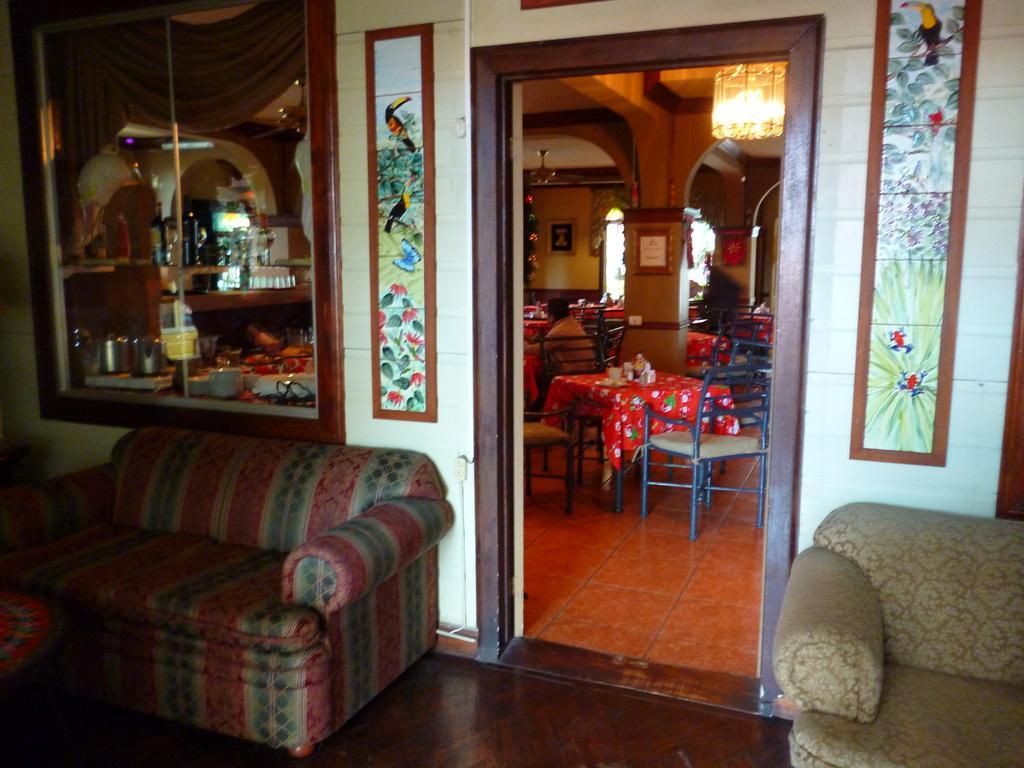 Hotel Don Carlos San José Esterno foto